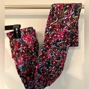 Lululemon 4 Tights Floral Lined Cozy